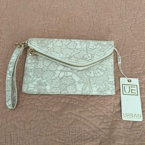 Urban expressions crossbody bag